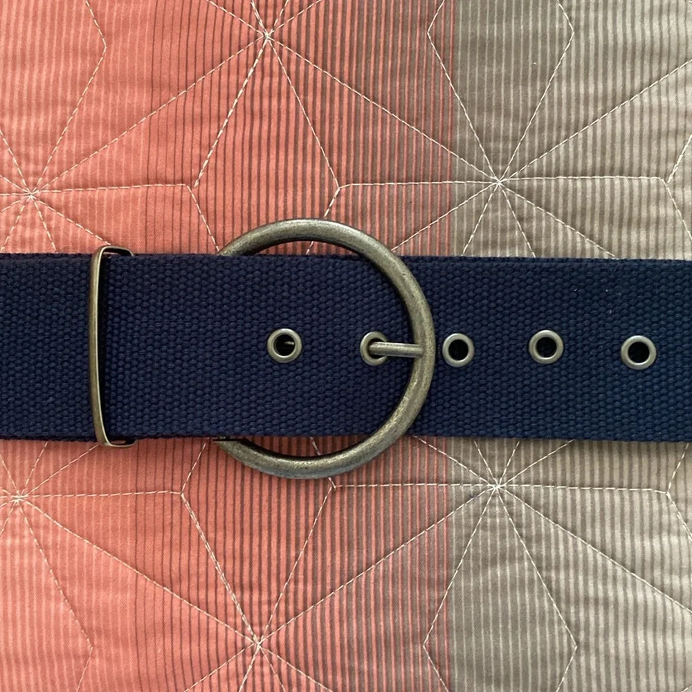 Set of 3 women’s cloth belts. 2 with beading, 1 without. Gray, white, navy blue. - Picture 4 of 5